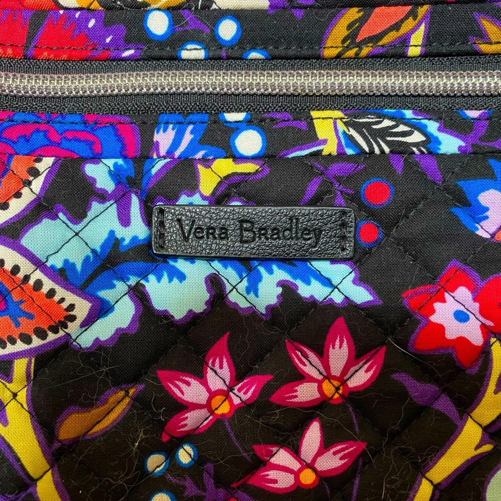 Vera Bradly Grand Weekender Travel Bag in Foxwood.